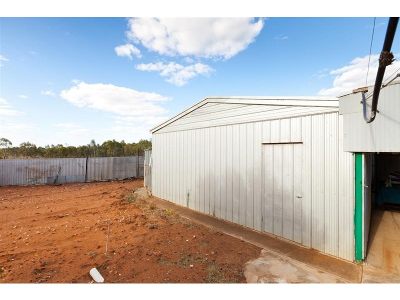 215 Cureton  Avenue, Nichols Point VIC 3501