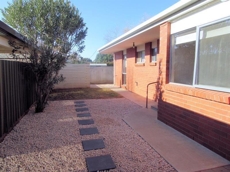 2/18 De Garis Drive (Wittman Avenue), Mildura VIC 3500