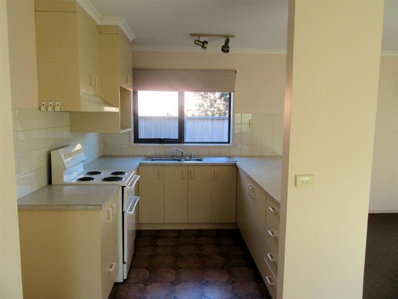 2/18 De Garis Drive (Wittman Avenue), Mildura VIC 3500