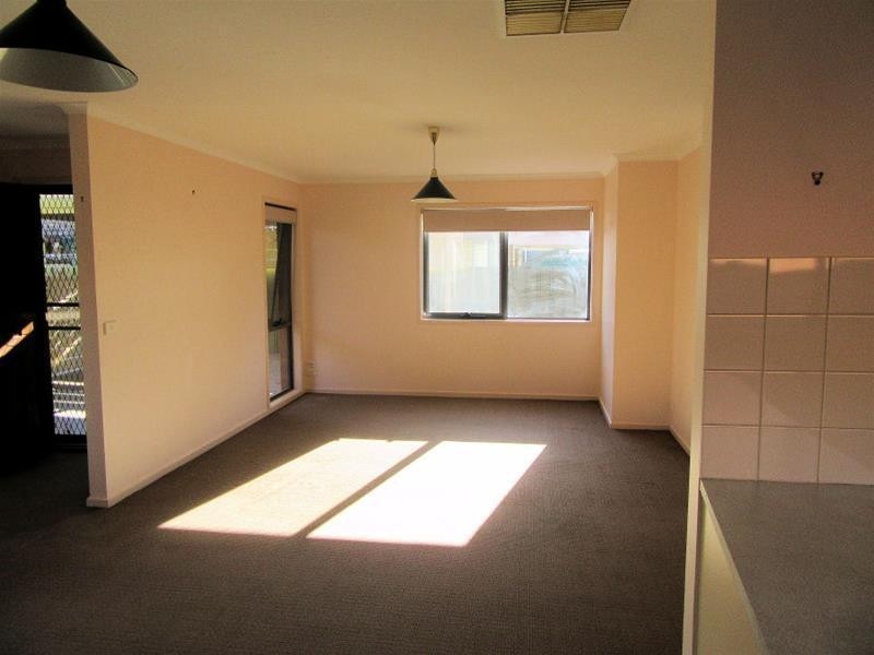 2/18 De Garis Drive (Wittman Avenue), Mildura VIC 3500