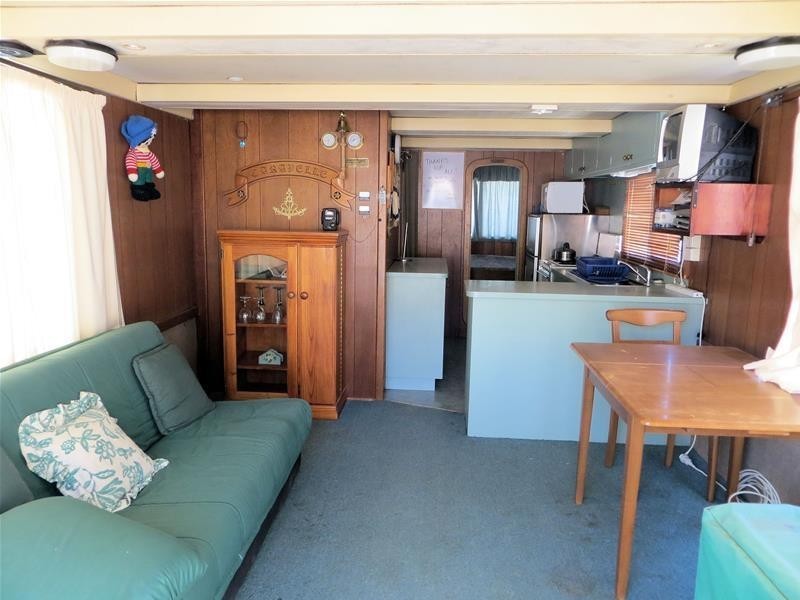 Caravelle Houseboat, Yelta VIC 3505