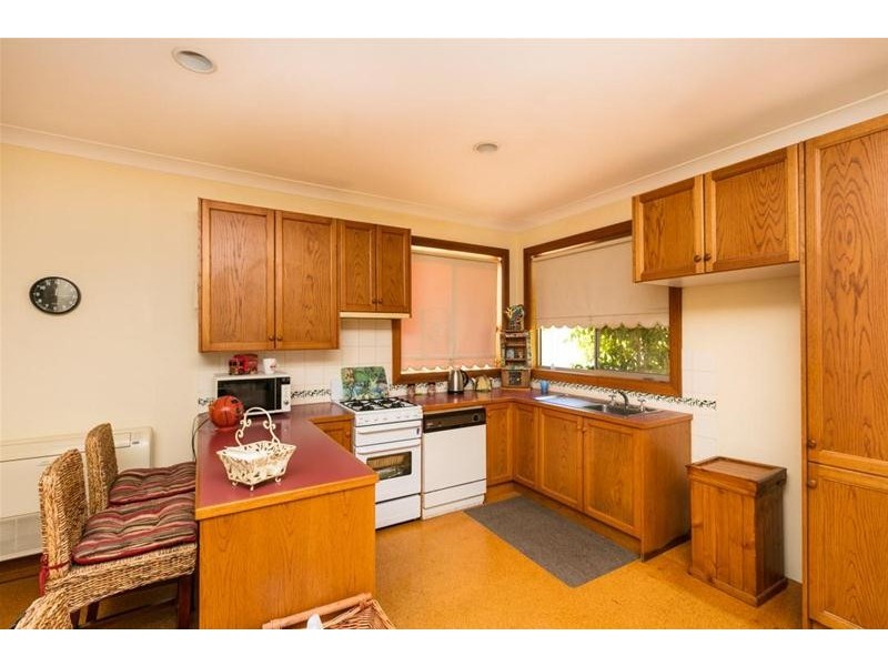 2 Cedar Avenue, Mildura VIC 3500