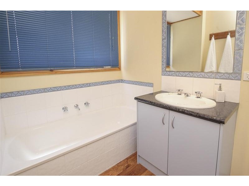 15 Hendy Road, Buronga NSW 2739