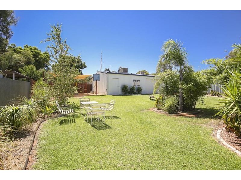 15 Hendy Road, Buronga NSW 2739