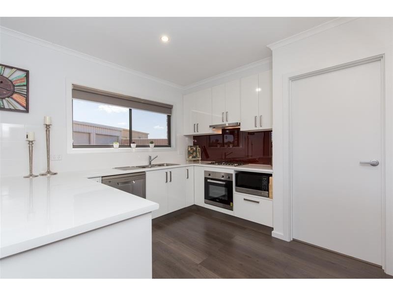 28 Anne Cox Drive, Red Cliffs VIC 3496