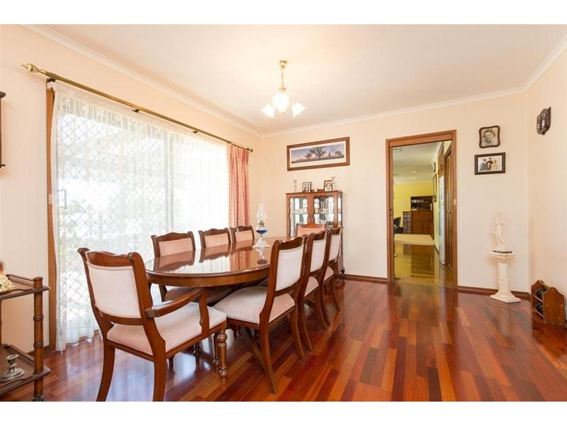 33 Ginquam Avenue, Nichols Point VIC 3501