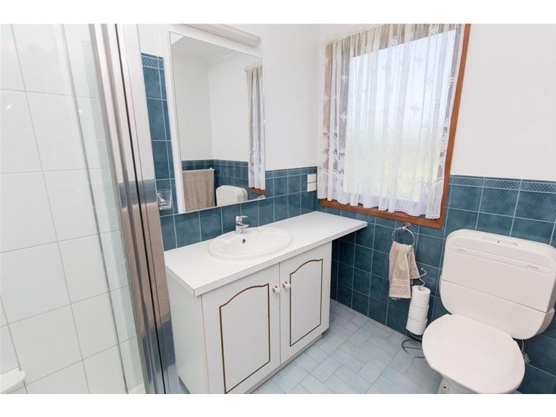 33 Ginquam Avenue, Nichols Point VIC 3501