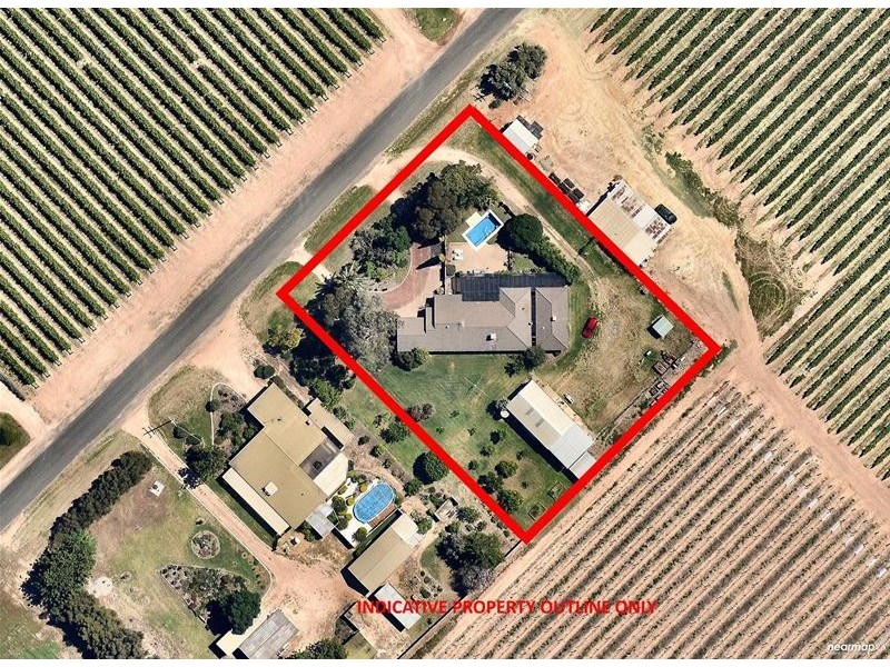 33 Ginquam Avenue, Nichols Point VIC 3501