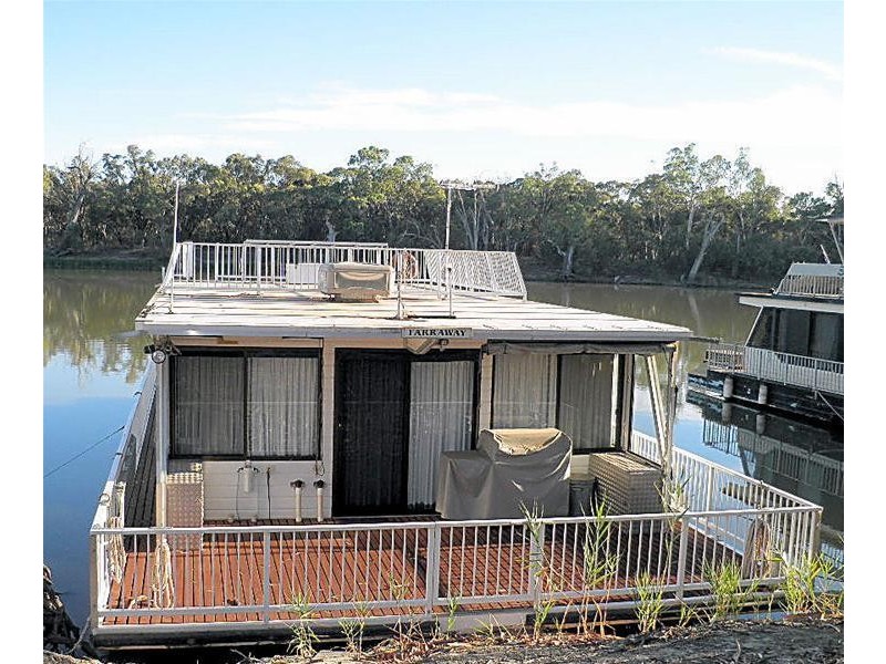 Farraway Houseboat – Old Wentworth Road, Yelta VIC 3505
