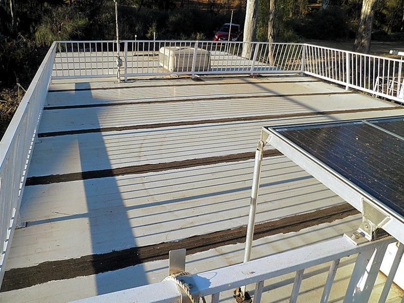 Farraway Houseboat – Old Wentworth Road, Yelta VIC 3505