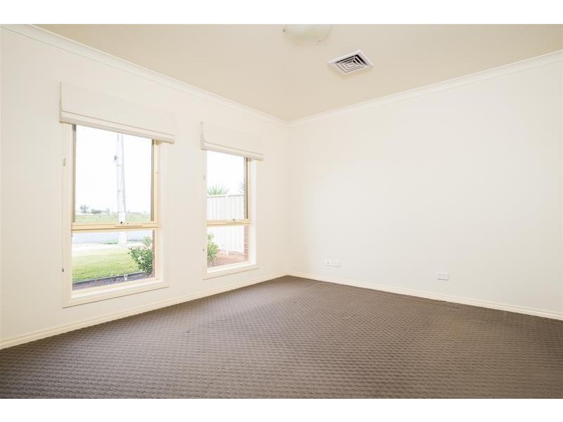 597 Walnut Avenue, Mildura VIC 3500