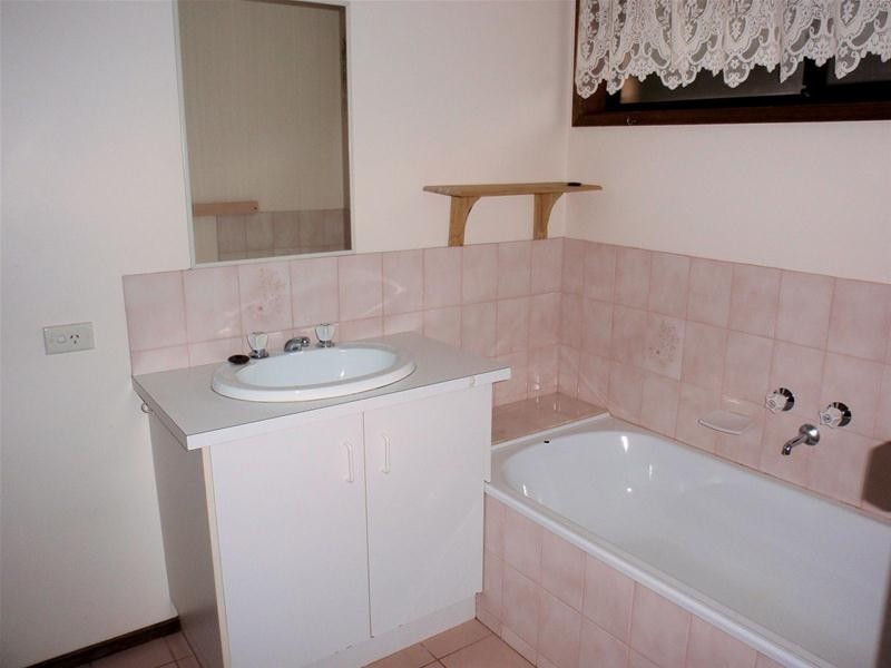 2 Chancellor Court, Red Cliffs VIC 3496