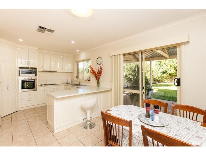 122 Indi Avenue, Red Cliffs VIC 3496