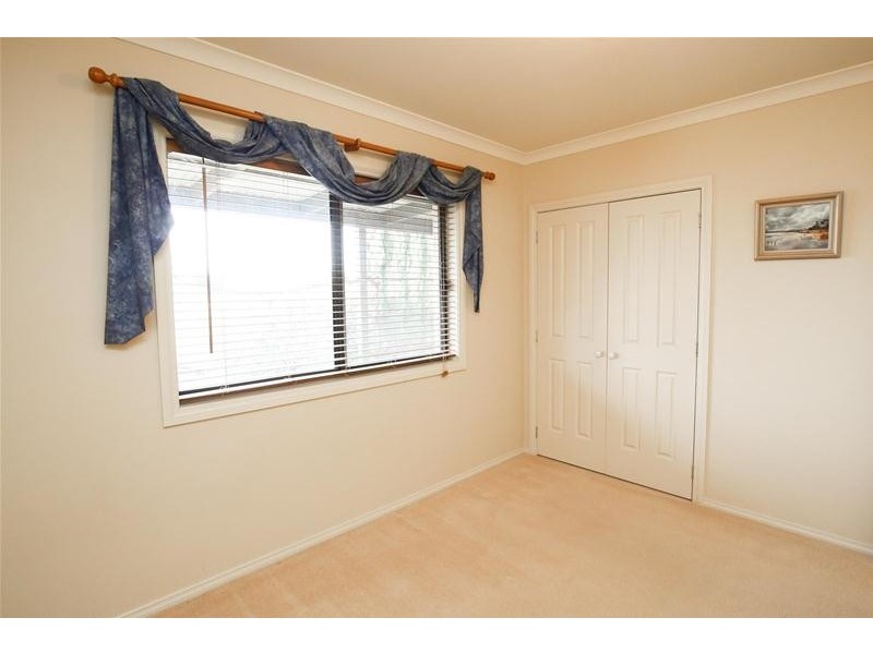 8 Wadsworth Drive, Gol Gol NSW 2738