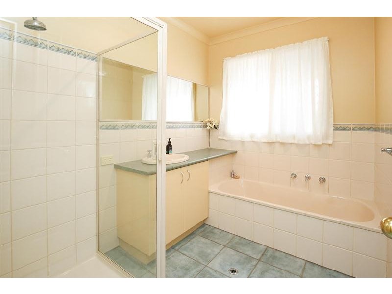 8 Wadsworth Drive, Gol Gol NSW 2738