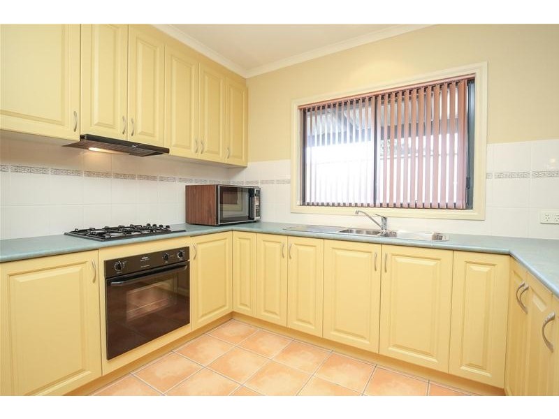 8 Wadsworth Drive, Gol Gol NSW 2738