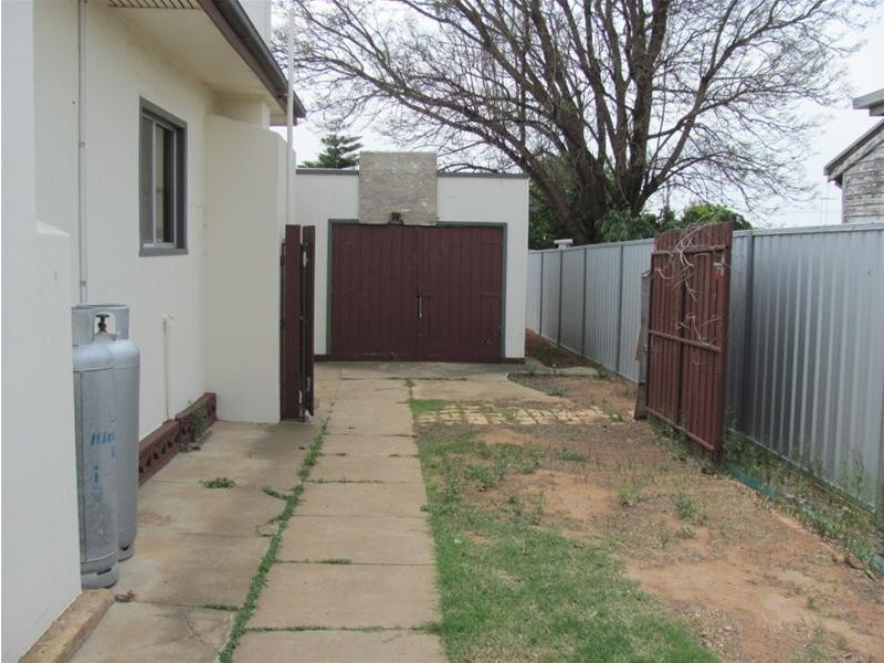 60 Seventh  Street, Mildura VIC 3500