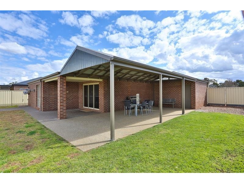 12 Sunrise Drive, Mildura VIC 3500