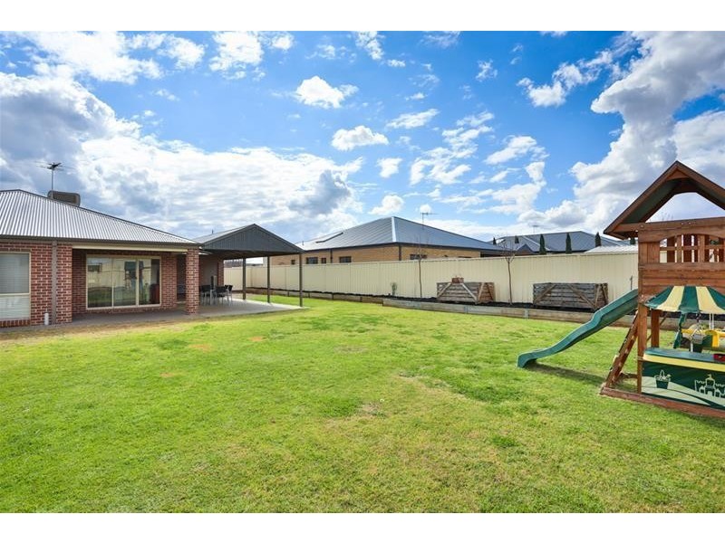 12 Sunrise Drive, Mildura VIC 3500