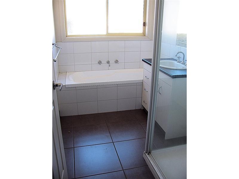 11 Lisa Court, Mildura VIC 3500