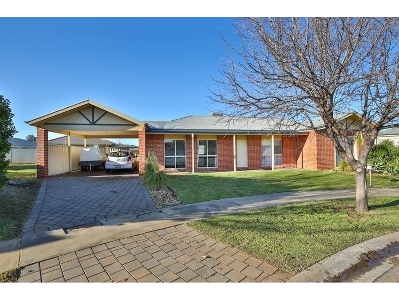 4 Lancaster Court, Mildura VIC 3500