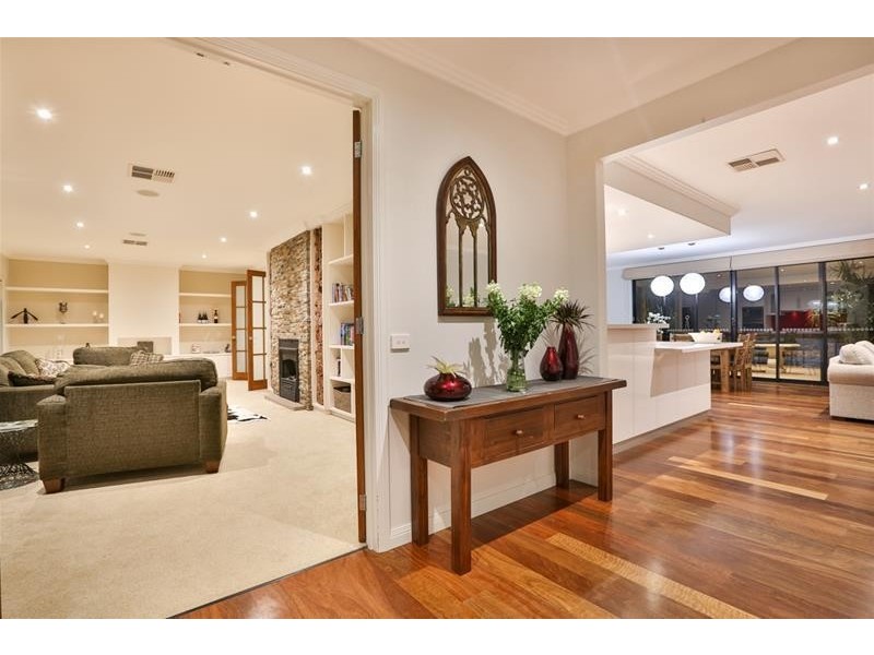 8 Grandview Way, Mildura VIC 3500