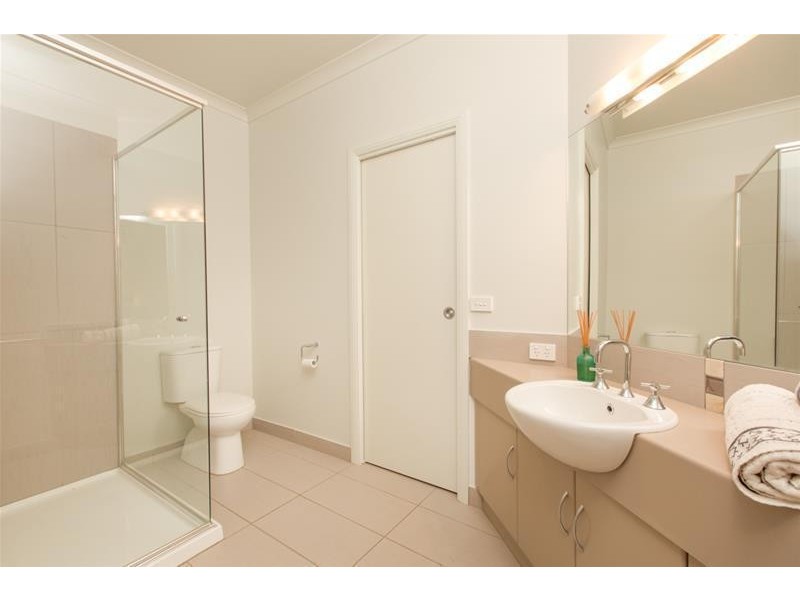 8 Grandview Way, Mildura VIC 3500