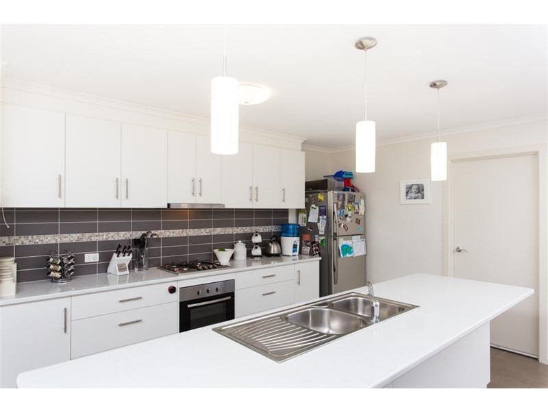 10 Garrett Court, Birdwoodton VIC 3505