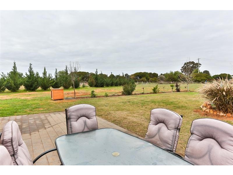 10 Garrett Court, Birdwoodton VIC 3505