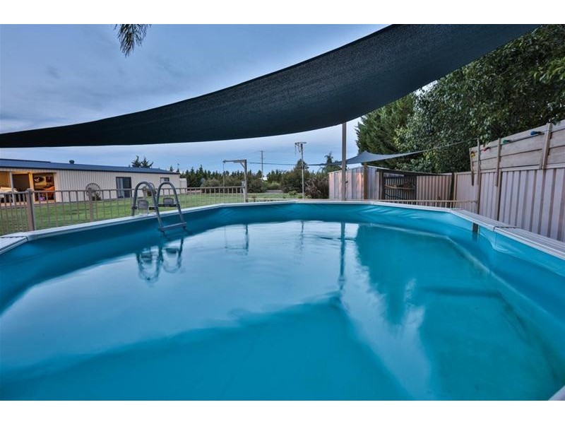 7 Garrett Court, Birdwoodton VIC 3505