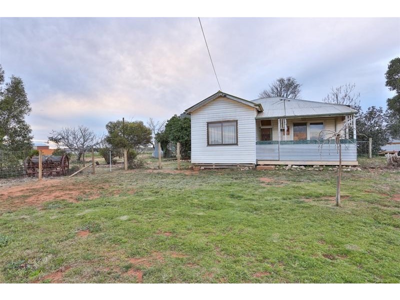 652 Pawson Avenue, Irymple VIC 3498