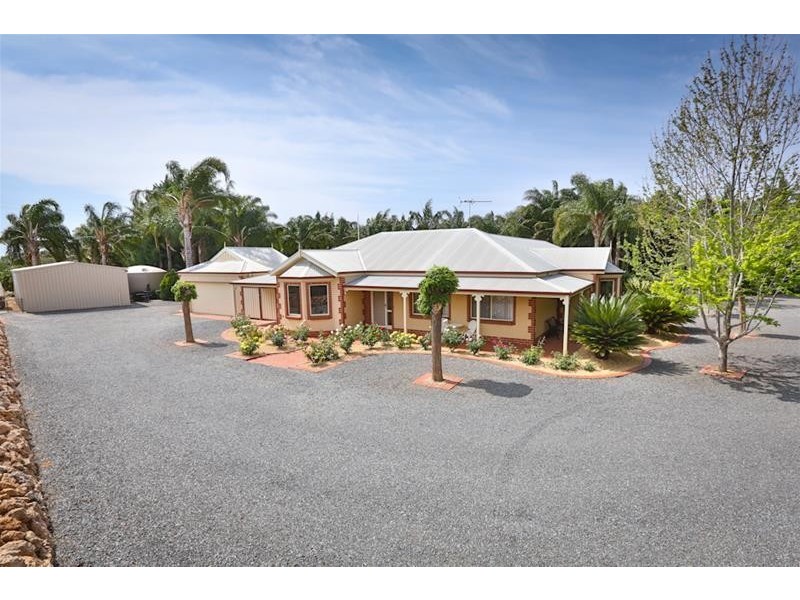 15 Riverview Rise, Gol Gol NSW 2738