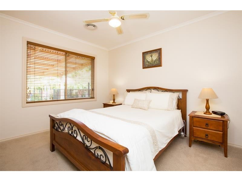 15 Riverview Rise, Gol Gol NSW 2738