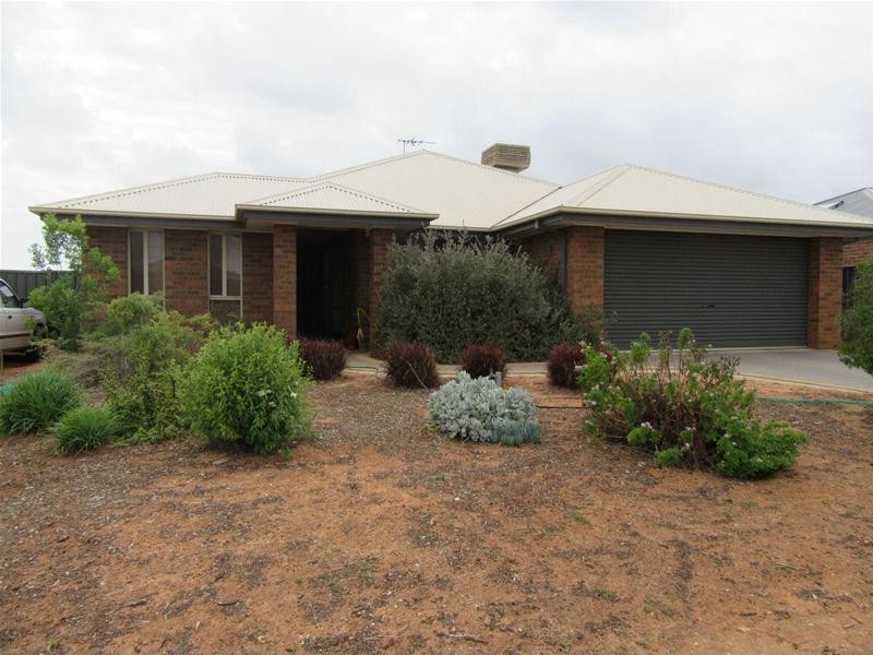 16 Melia Street, Red Cliffs VIC 3496