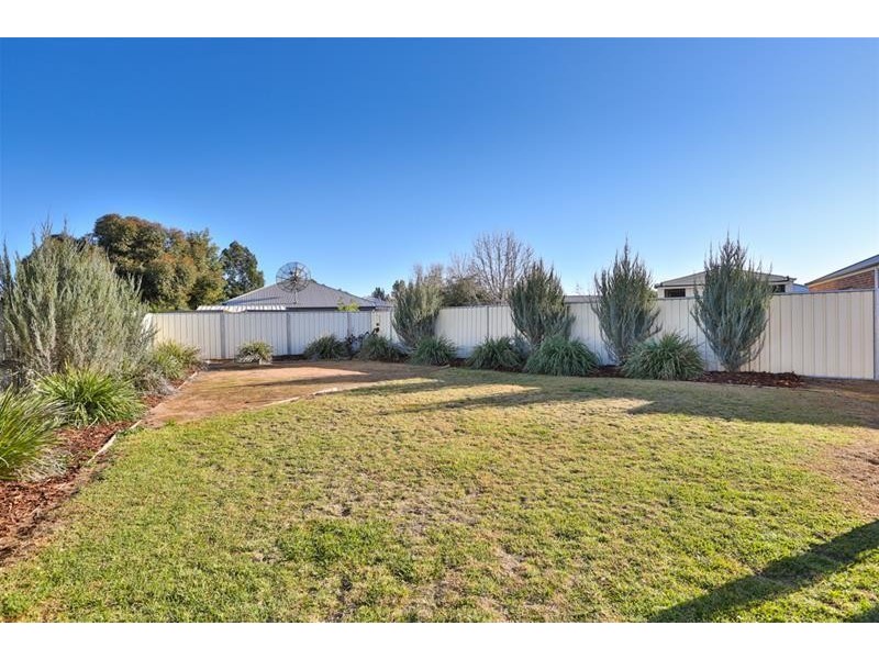 7 Essex Court, Mildura VIC 3500