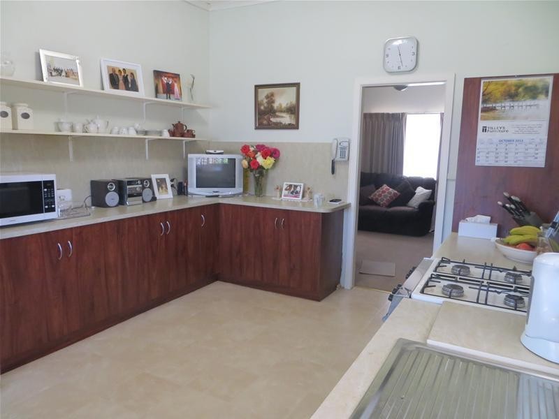 137 Mena Road, Birdwoodton VIC 3505