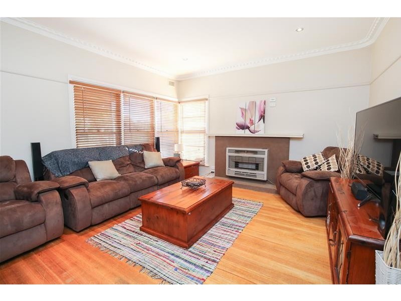 10 Mimosa Avenue, Mildura VIC 3500