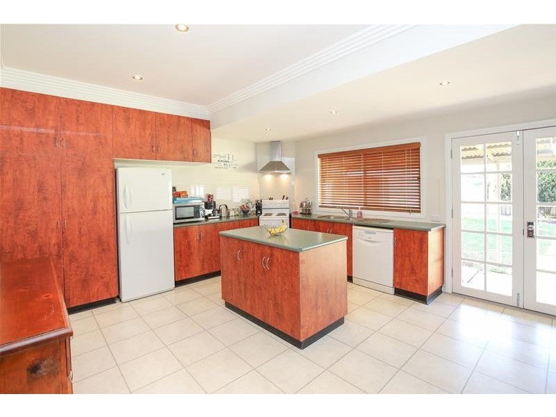 10 Mimosa Avenue, Mildura VIC 3500