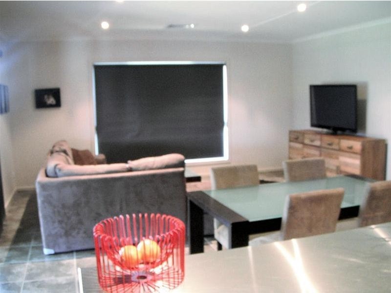 19 Anne Cox Drive, Red Cliffs VIC 3496