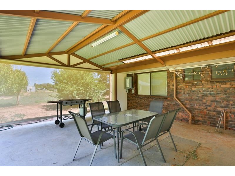 6 Dickies Road, Birdwoodton VIC 3505