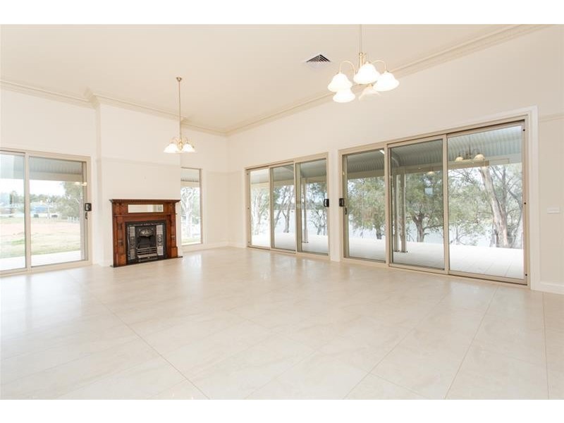 209 West Road, Buronga NSW 2739