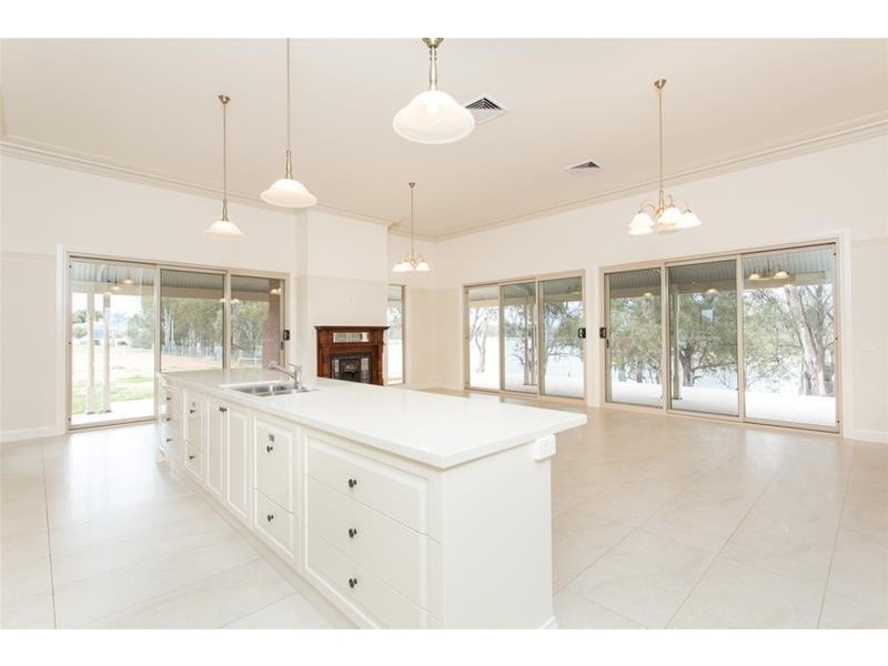 209 West Road, Buronga NSW 2739