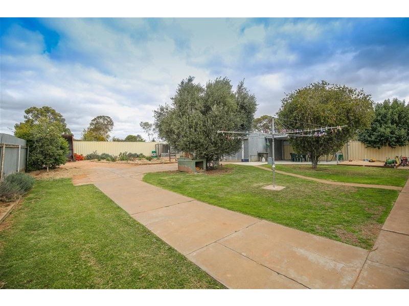 12 Chaffey Street, Merbein VIC 3505