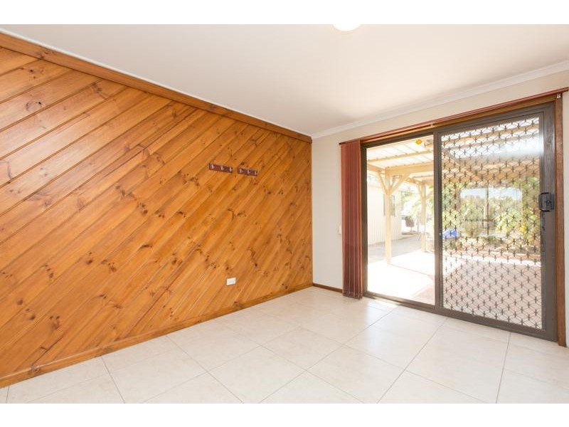 213 Oak Avenue, Mildura South VIC 3501