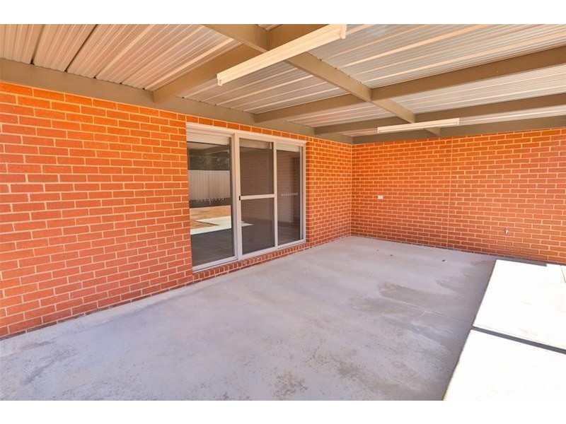 2/43 Betty Krake Drive, Red Cliffs VIC 3496