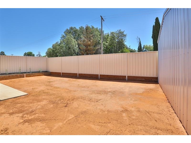 2/43 Betty Krake Drive, Red Cliffs VIC 3496