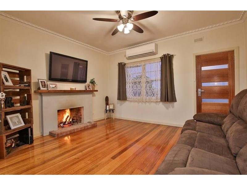 393 Koorlong Avenue, Irymple VIC 3498