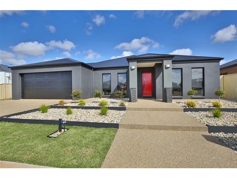 27 Palm Springs Drive, Mildura VIC 3500