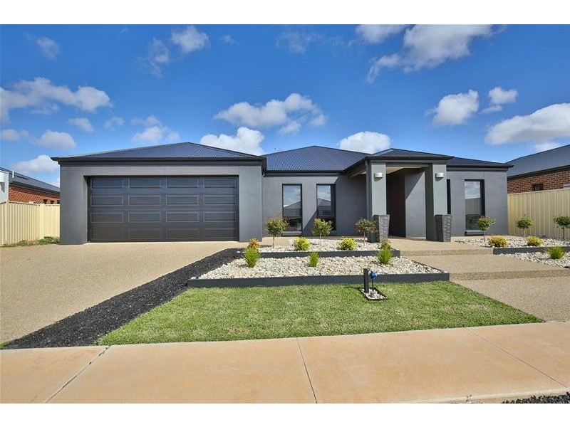 27 Palm Springs Drive, Mildura VIC 3500