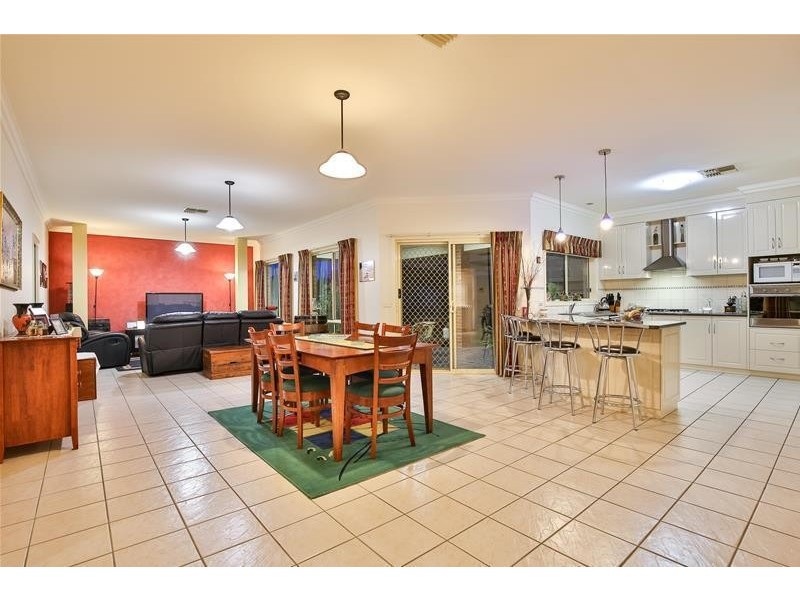 13 Burnside Way, Mildura VIC 3500